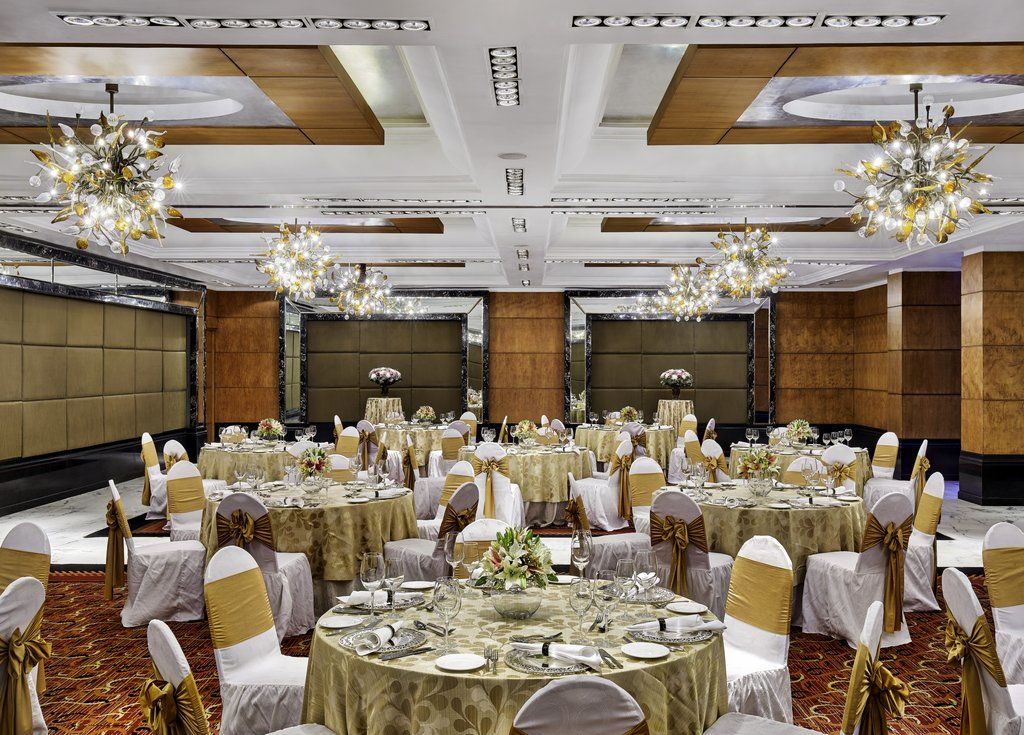 Taj Club House Hotel Ченай Екстериор снимка